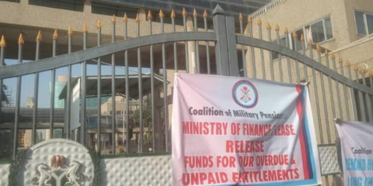 Unpaid entitlements: Protesting military retirees shut down finance ministry