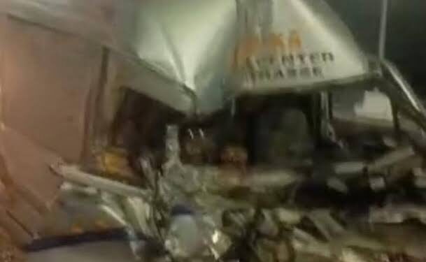 One dead, four Injured in Third Mainland Bridge autocrash