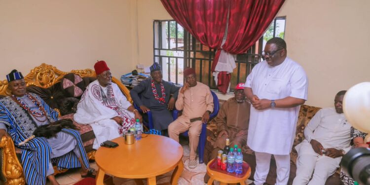 Aondoakaa Attends Igede Agba Festival, Pledges Infrastructure, Cultural Support